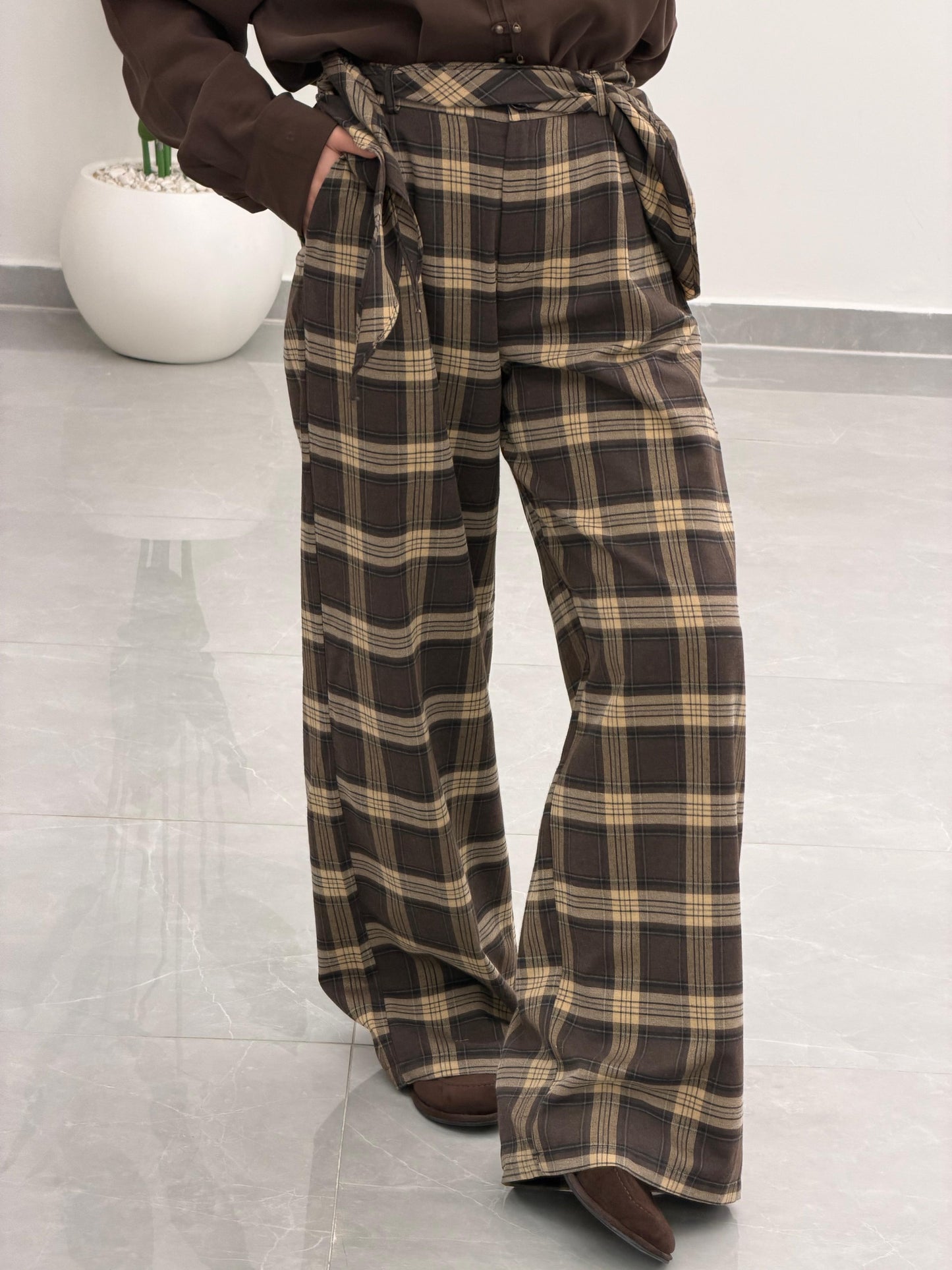 Fular Detaylı Marka Model Ekose Pantolon Kahve