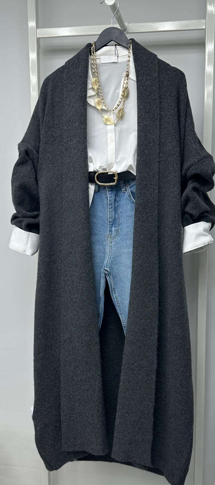 ÖNÜ AÇIK ŞAL YAKA HIRKA