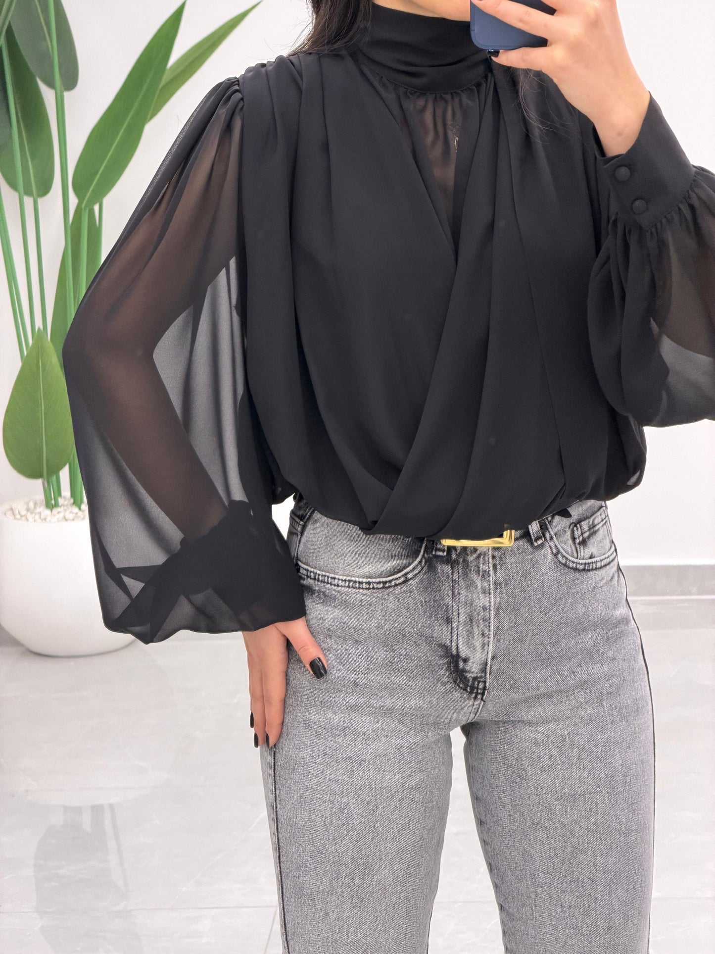 Yaka Bağlamalı Şifon Bluz Siyah