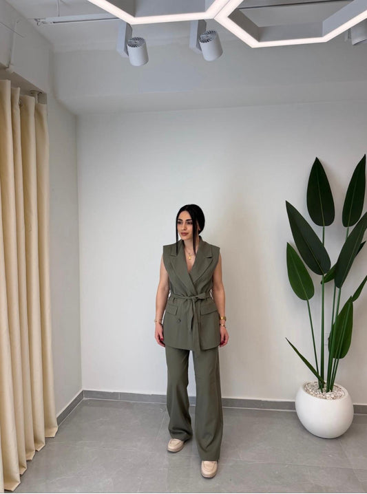 Düğmeli Kuşaklı Yelek-Pantolon İkili Takım