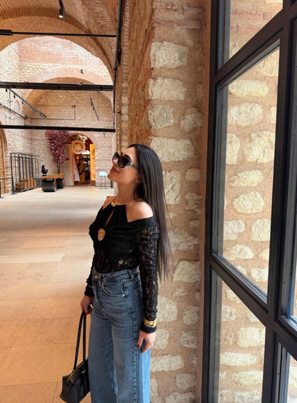 Tasarım Dantelli Bluz Siyah