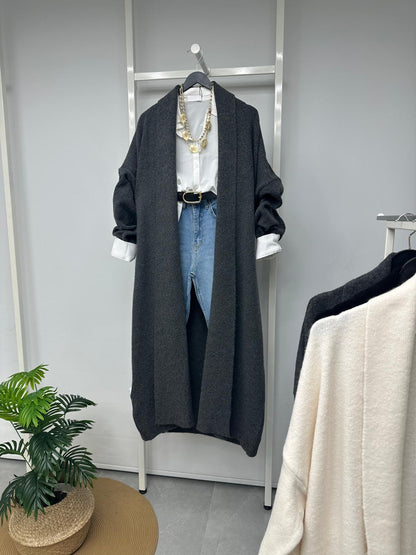 ÖNÜ AÇIK ŞAL YAKA HIRKA