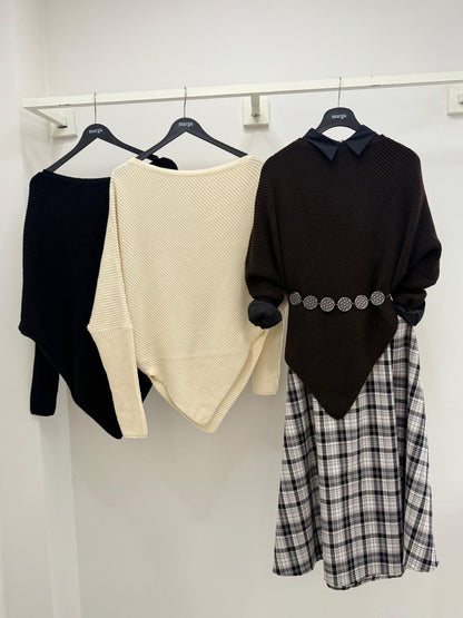 Asimetrik Kesim Triko Üst