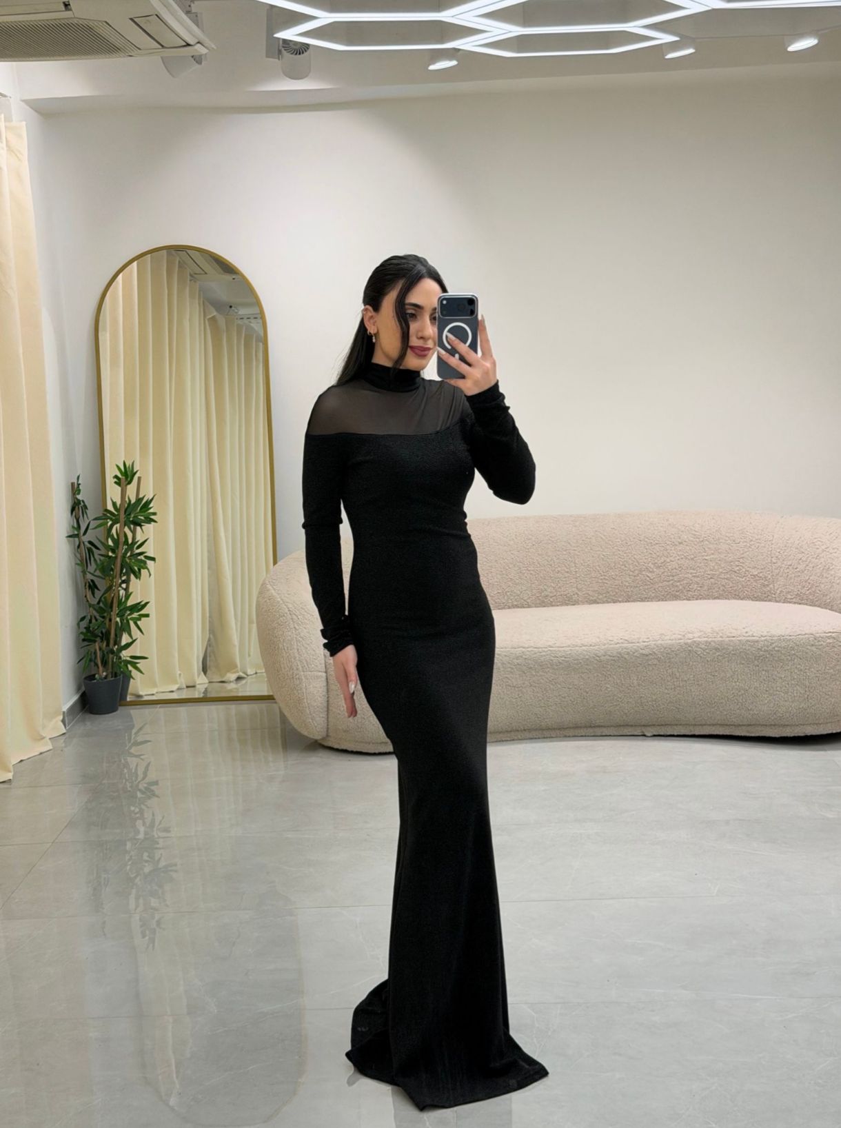 Transparan Detaylı Tasarım Simli Elbise