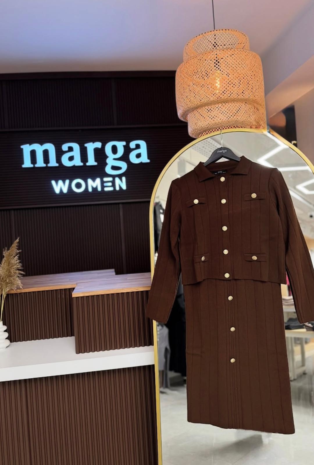 DÜĞME DETAYLI TRİKO TAKIM