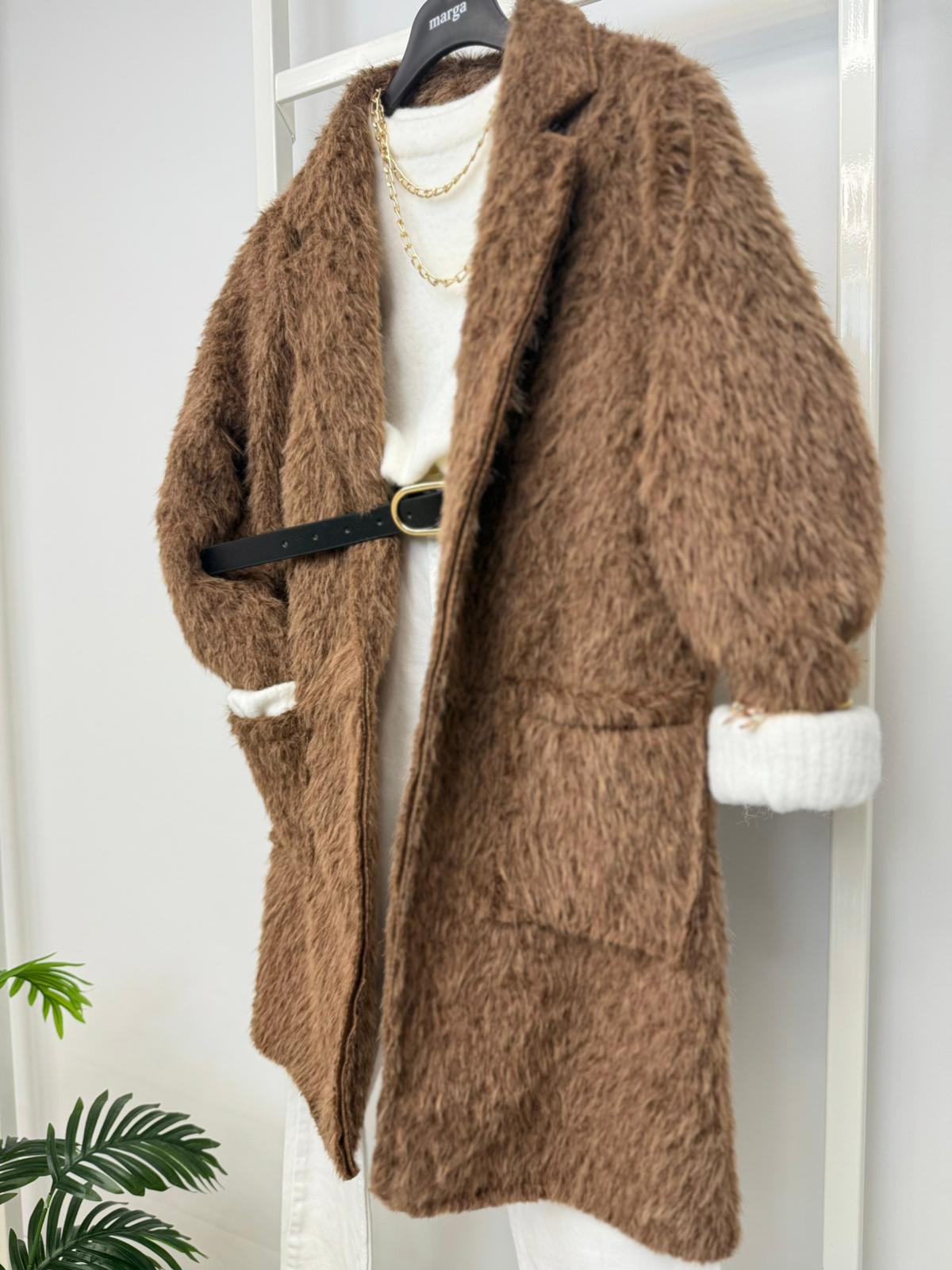 MONA YAKA YÜN KABAN