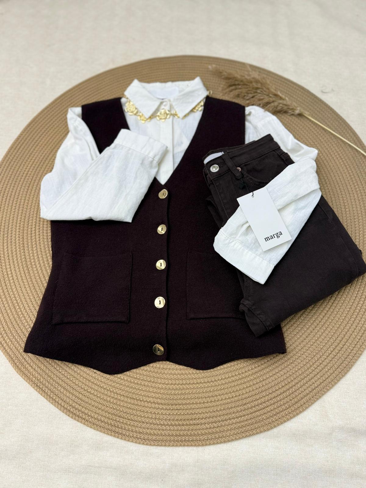 TRİKO DÜĞMELİ YELEK