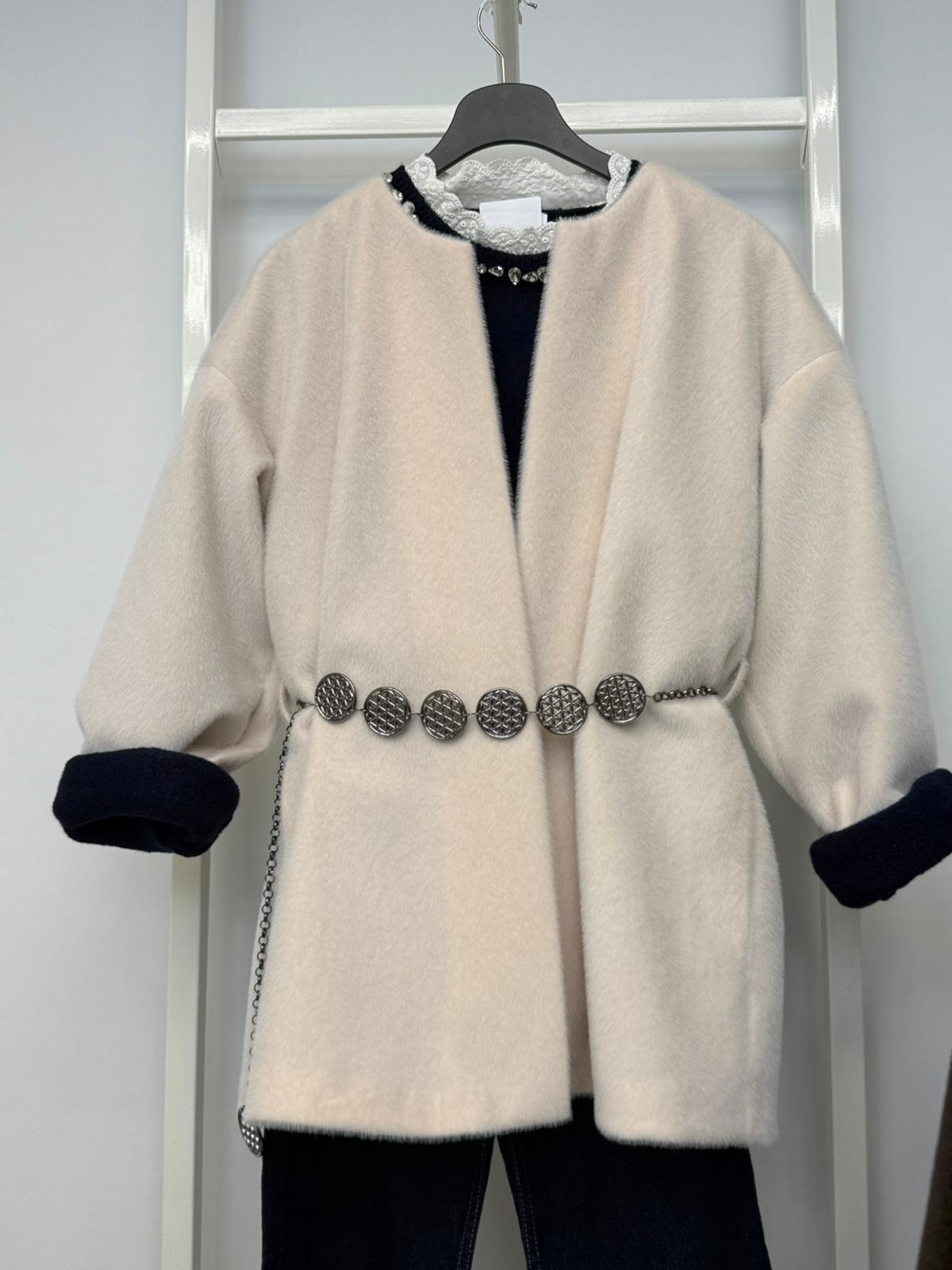 ZİNCİR DETAYLI KÜRK