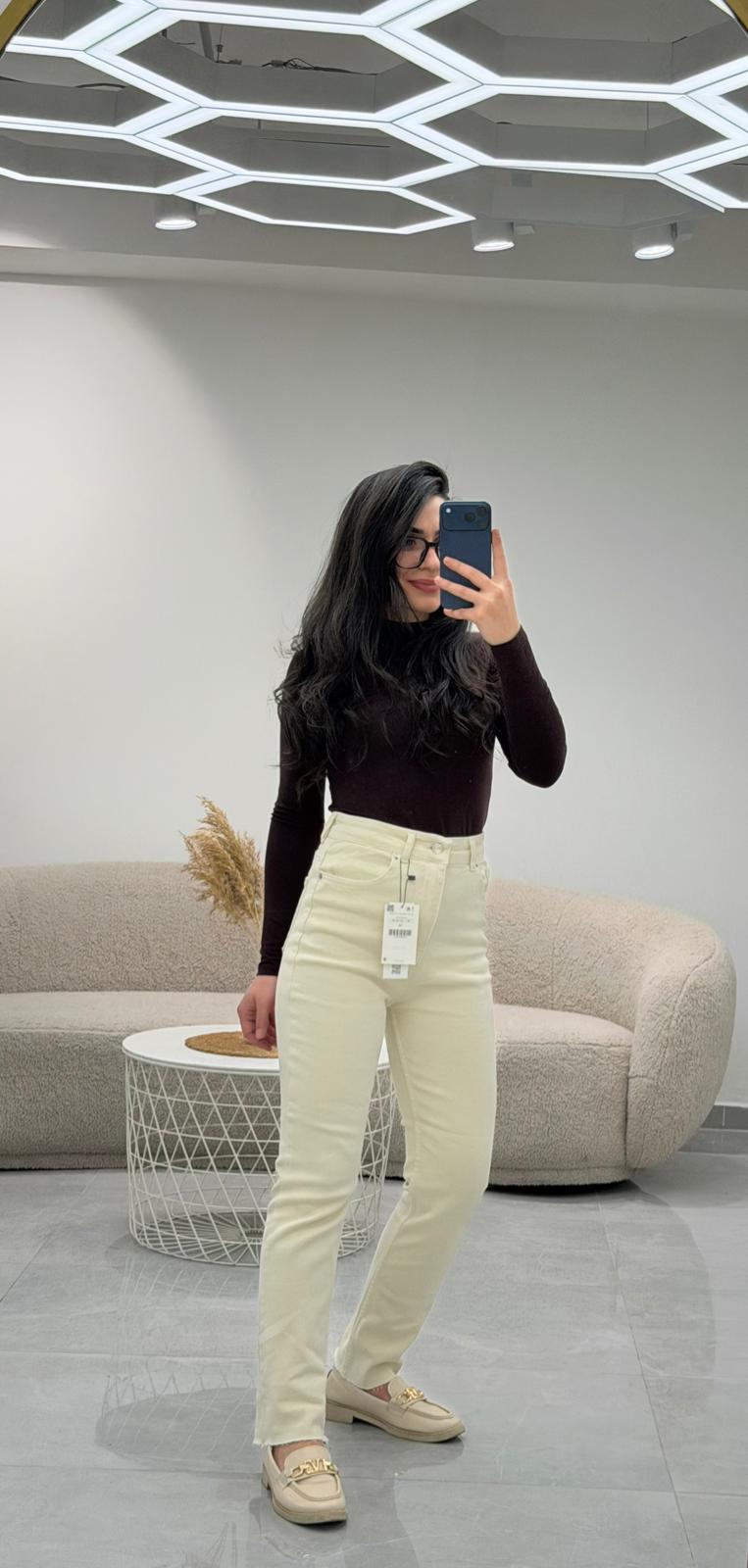 Premium Kalite Paçası Kesik Taş Boyfit Jean