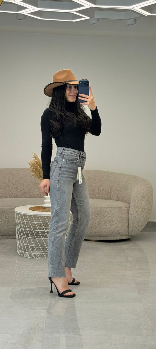 Premium Kalite Paçası Kesik Boyfit Jean Açık Gri