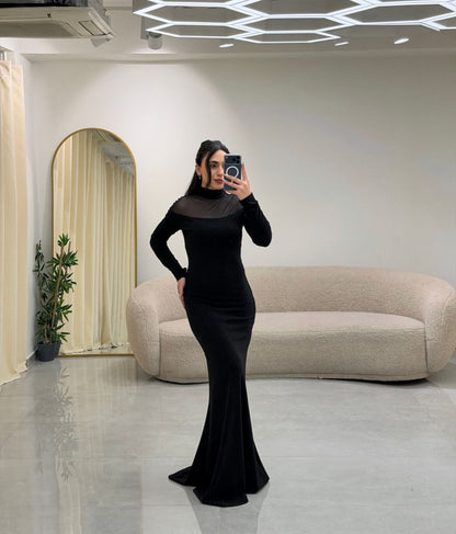 Transparan Detaylı Tasarım Simli Elbise