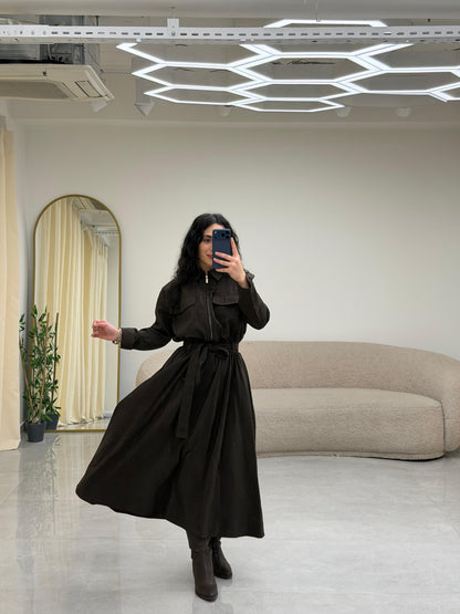 Yaka Fermuar Kemerli Elbise Kahrengi